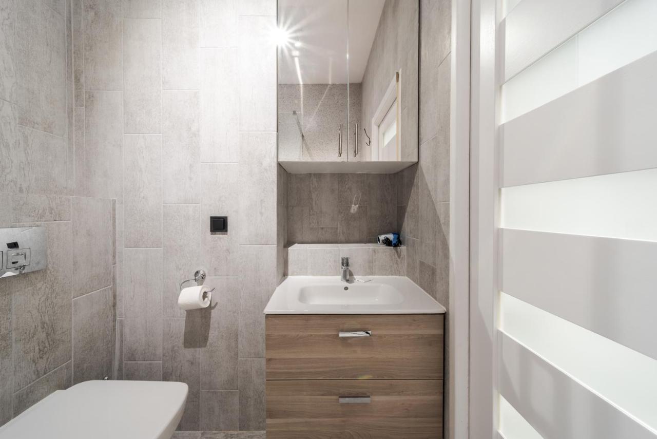 Staroevreyska Apartment B Lviv Buitenkant foto